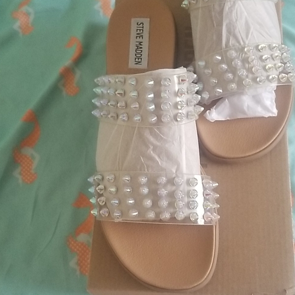 Clear fun sandals - Picture 2 of 3